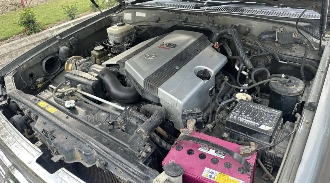 Toyota Land Cruiser 2001 Gold