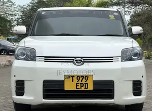 Toyota Corolla Rumion 2009 White