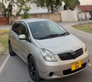Toyota Corolla Spacio 2005 Silver