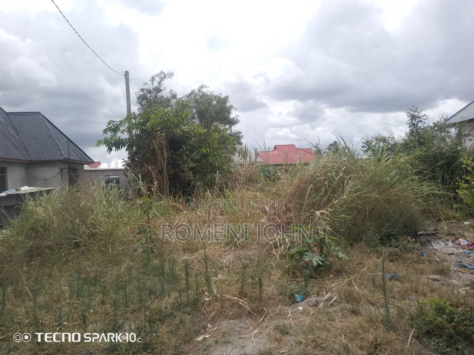 Kiwanja Sqmita 400 Kinauzwa Milioni 8.5 Gongolamboto Majohe Viwege.