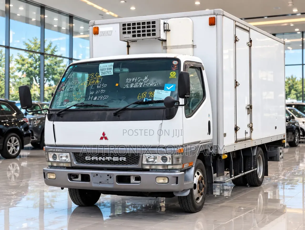 Mitsubishi Canter Fridge