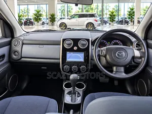 Mazda Verisa 2009 Silver