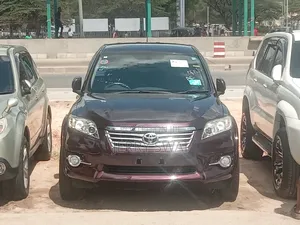 Toyota Vanguard 2010 Maroon