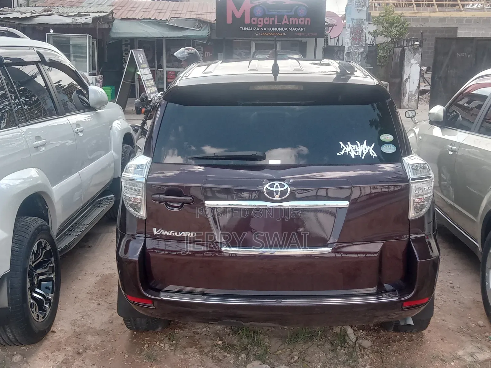 Toyota Vanguard 2010 Maroon