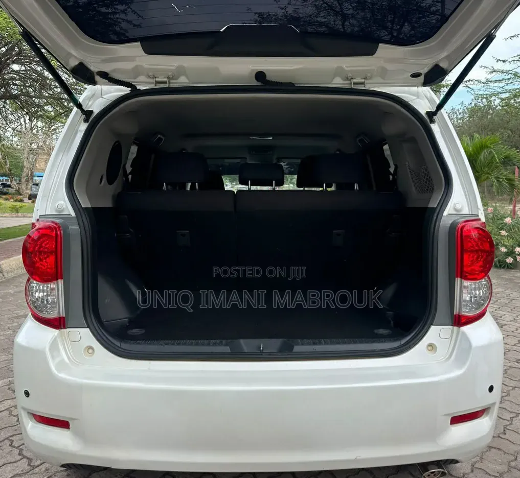 Toyota Rumion 1.5 FWD 2023 White