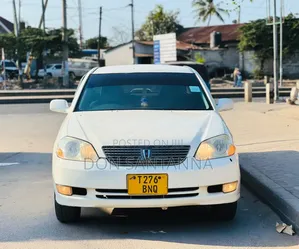 Toyota Mark II 2002 White