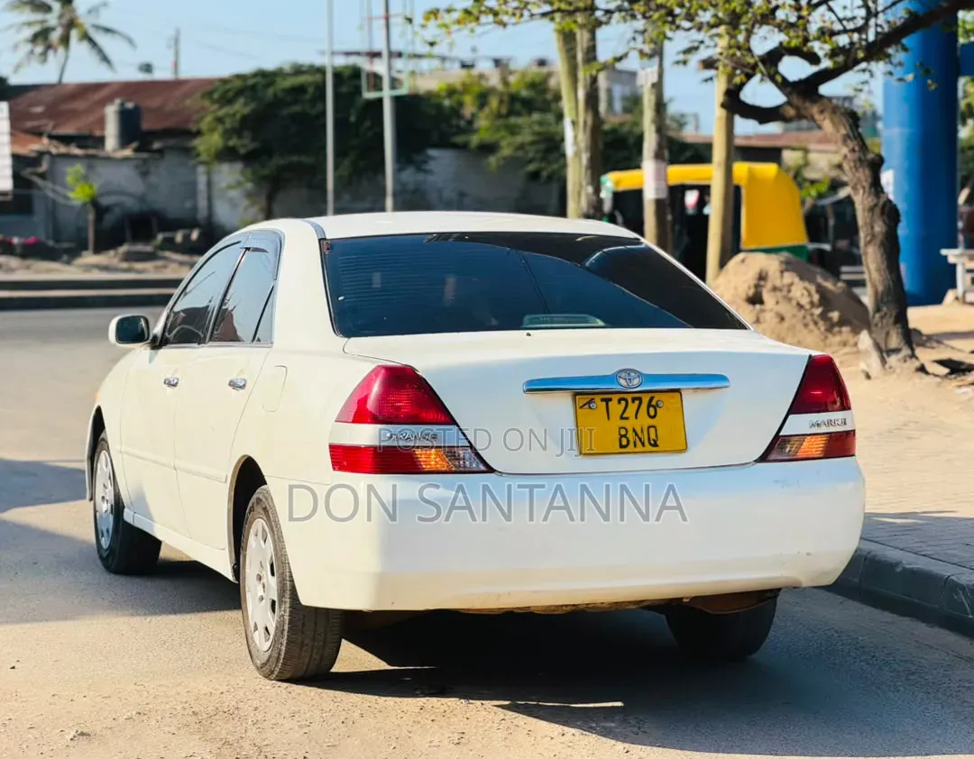 Toyota Mark II 2002 White