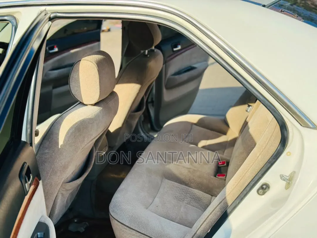 Toyota Mark II 2002 White