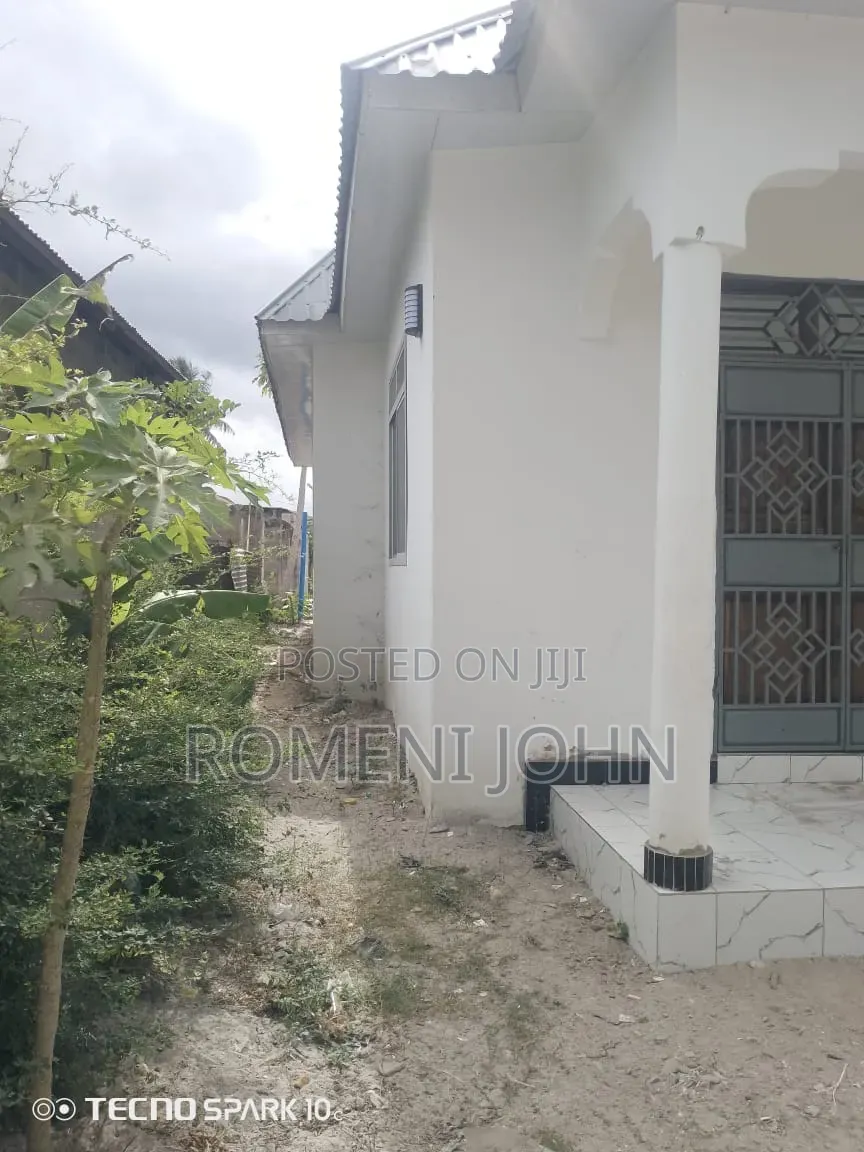 3bdrm House in Tanzania, Ukonga for rent
