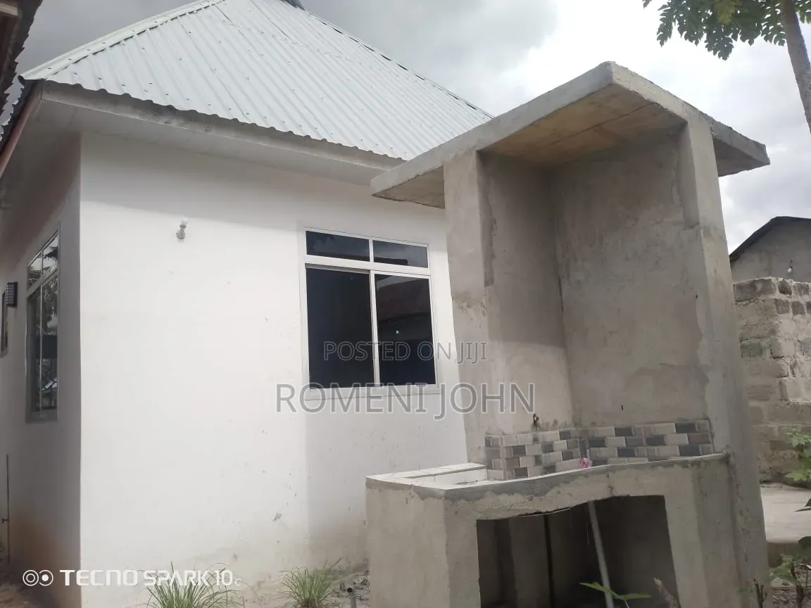 3bdrm House in Tanzania, Ukonga for rent