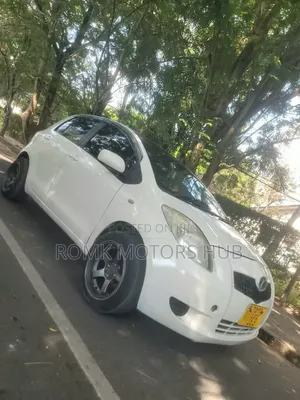 Toyota Vitz 2006 White