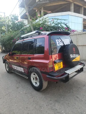 Suzuki Escudo 1998
