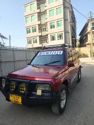 Suzuki Escudo 1998