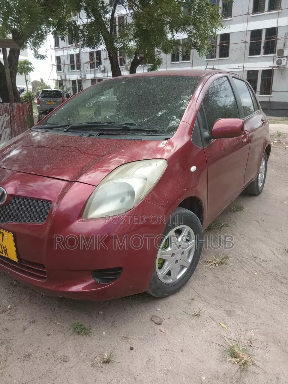 Toyota Vitz 2006 Maroon