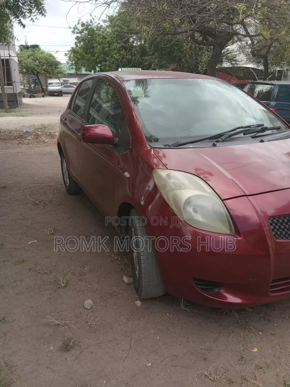 Toyota Vitz 2006 Maroon
