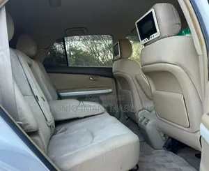 Toyota Harrier 2005 White