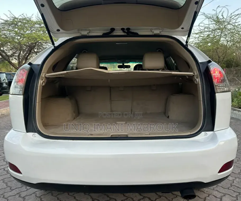 Toyota Harrier 2005 White