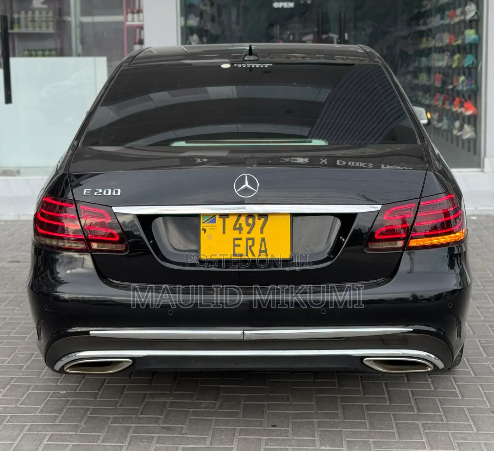 Mercedes-Benz E200 2015 Black