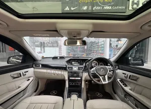 Mercedes-Benz E200 2015 Black