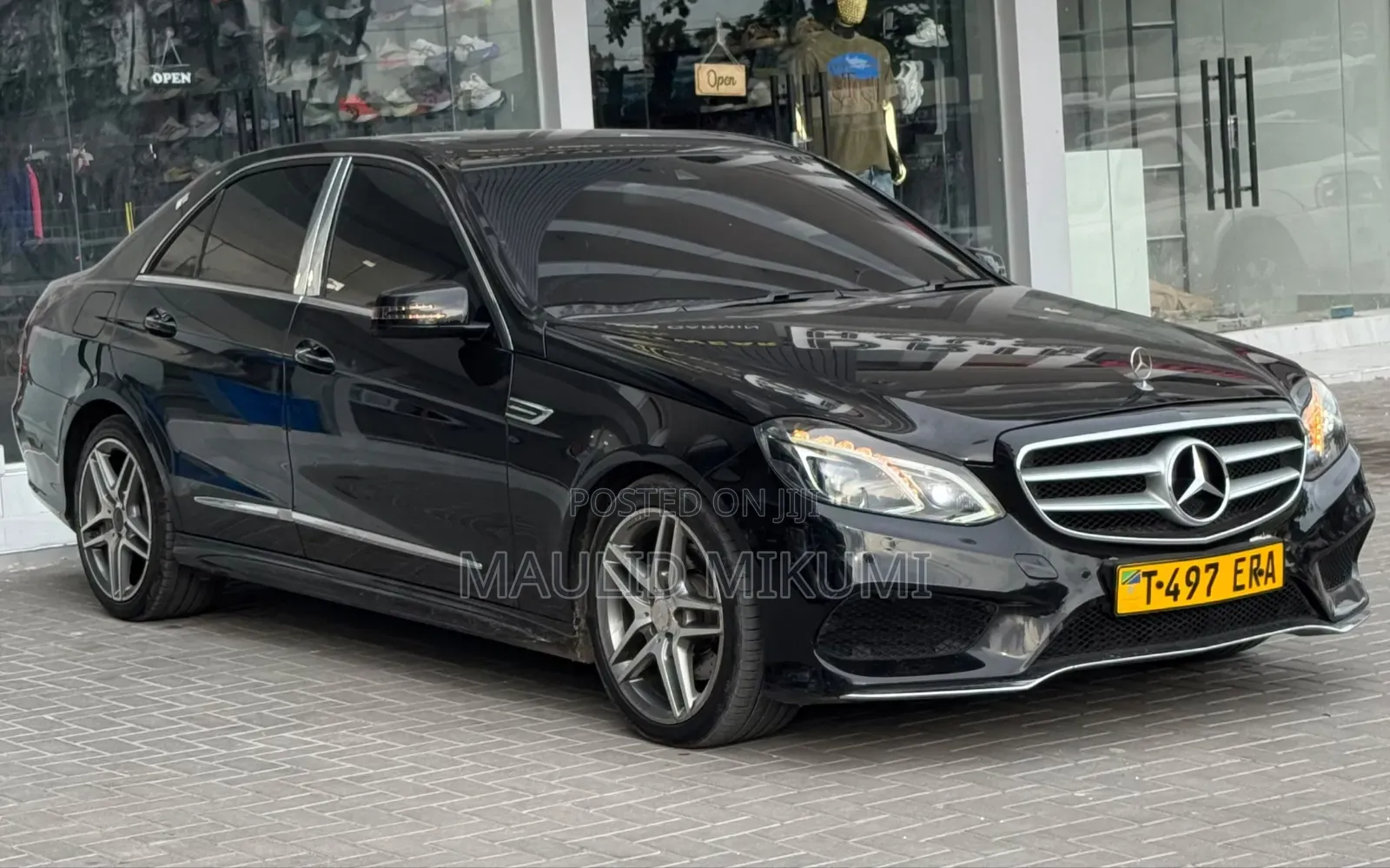 Mercedes-Benz E200 2015 Black