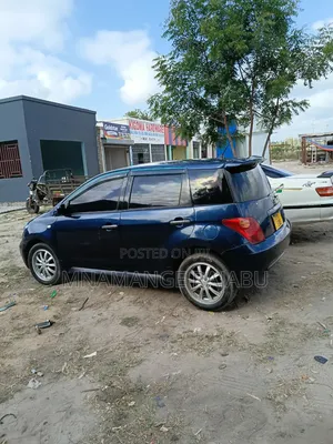 Toyota IST 2005 Blue