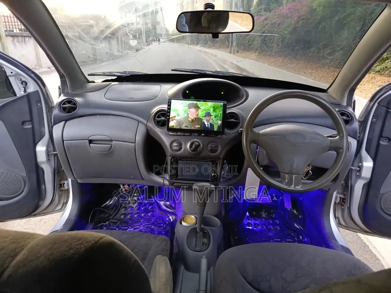 Toyota Vitz 2003 Silver