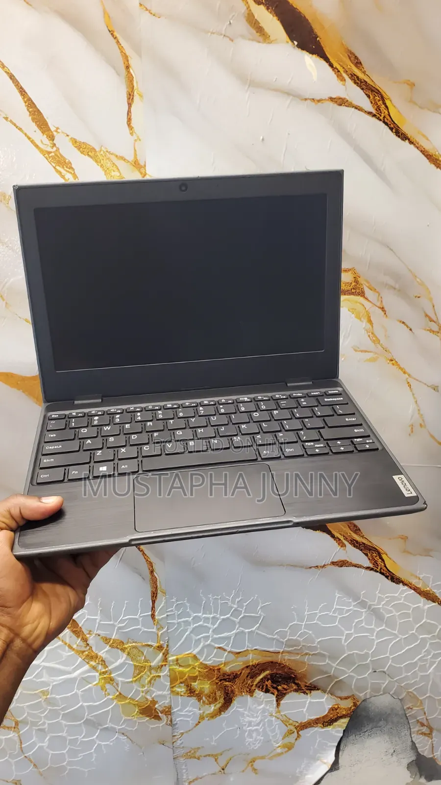 Laptop Lenovo 300e 4GB Intel Pentium SSD 128GB