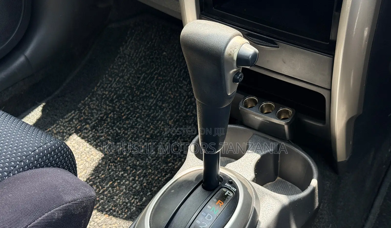 Toyota IST 2002