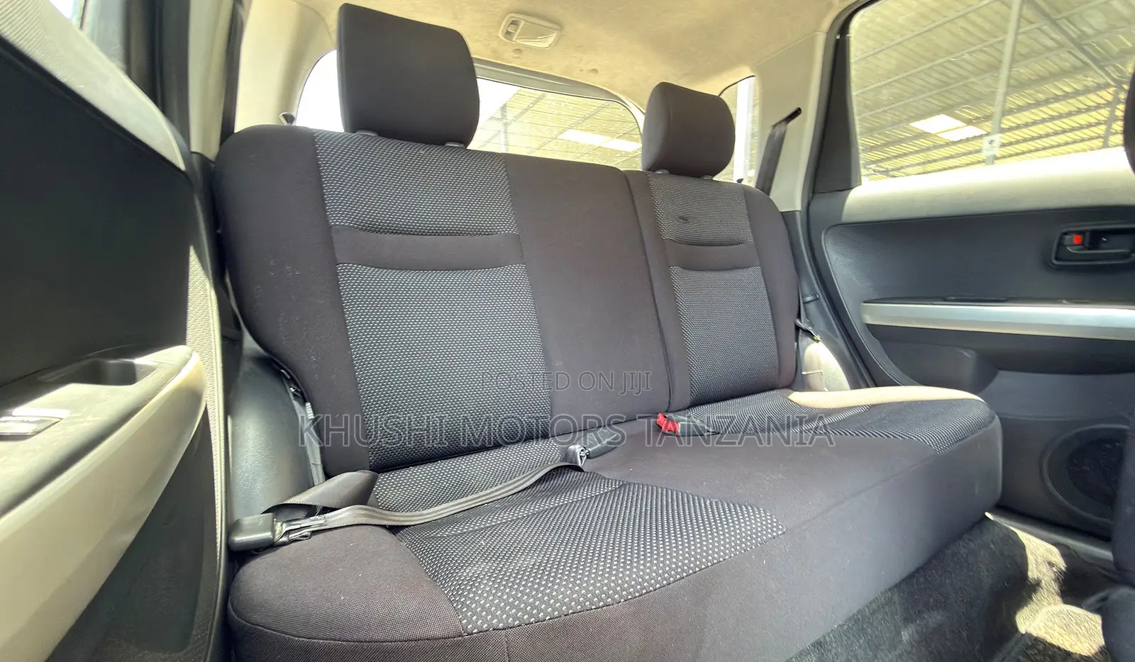 Toyota IST 2002