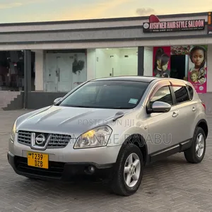 Nissan Dualis 2008 Gold