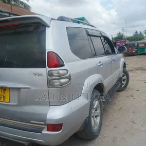 Toyota Land Cruiser Prado 2005 Silver