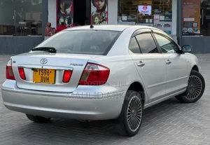 Toyota Premio 2005 Silver