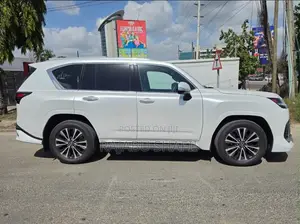 New Lexus LX 600 2024 White