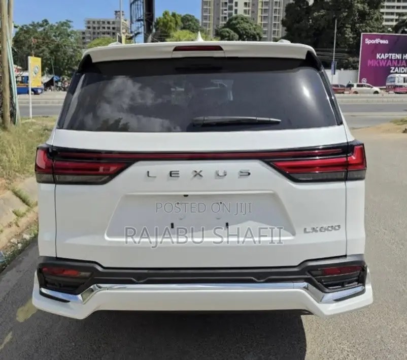 New Lexus LX 600 2024 White