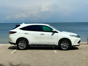 Toyota Harrier 2017 Pearl