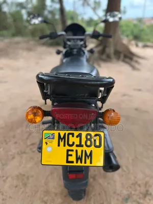 Bajaj Boxer X125 2025 Black