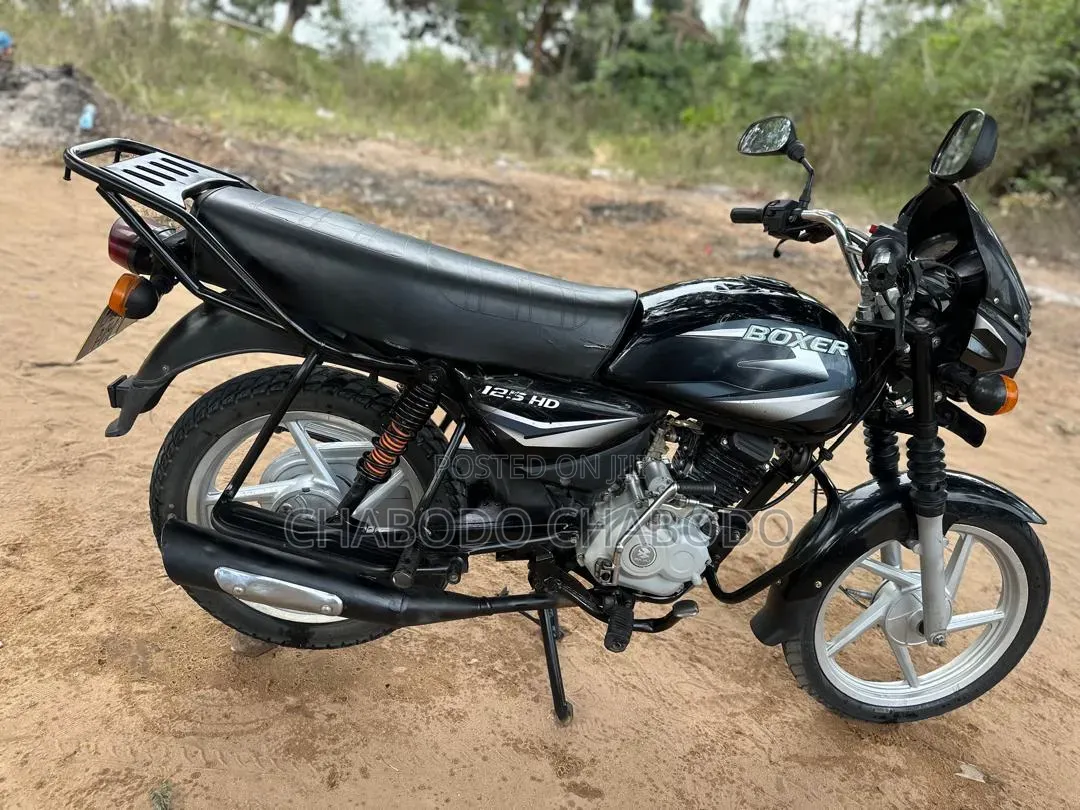 Bajaj Boxer X125 2025 Black