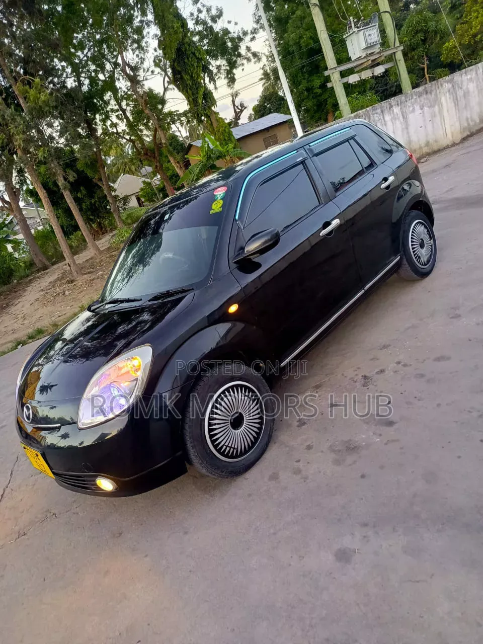 Mazda Verisa 2006 Black