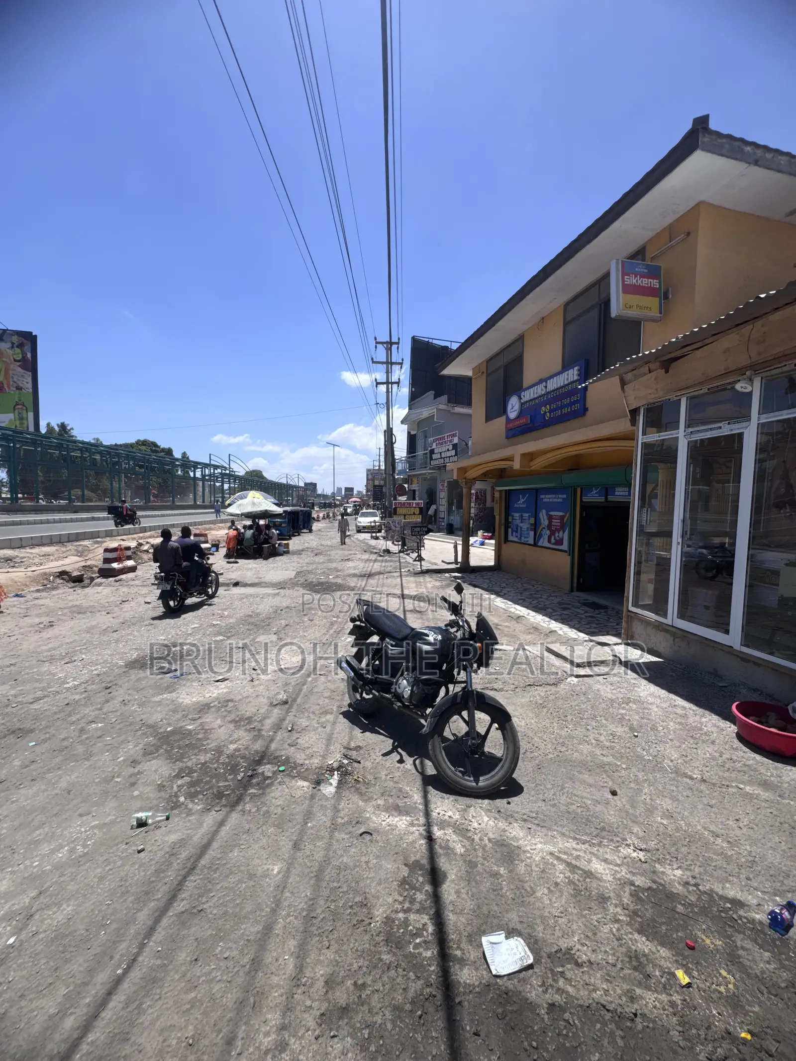 Commercial Building for Sale
