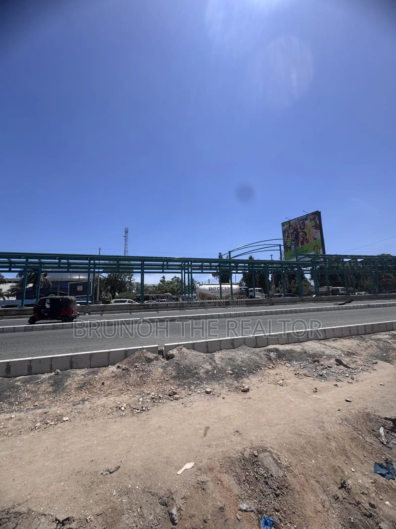 Commercial Building for Sale