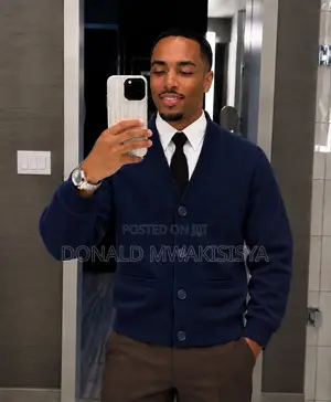 Executive Cardigan v-Neck