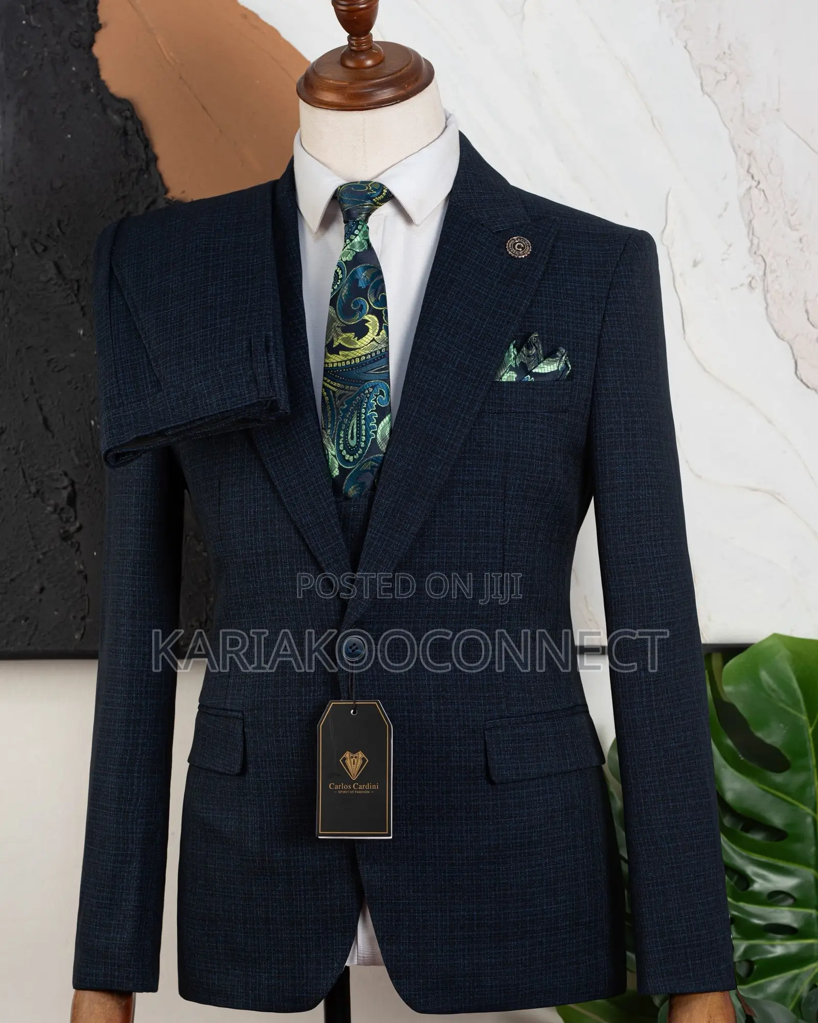 Peak Lapel Check Suit With Waistcoat