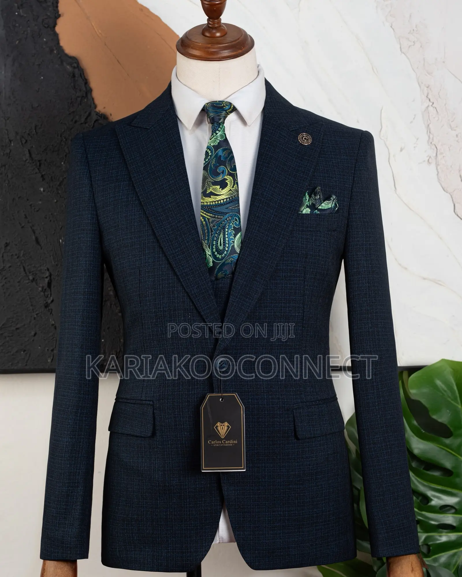 Peak Lapel Check Suit With Waistcoat