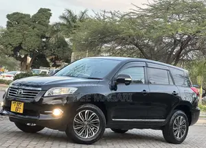 Toyota Vanguard 2011 Black