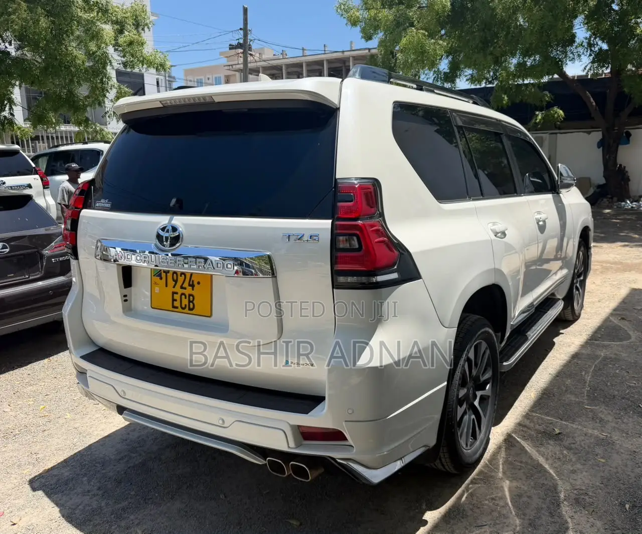 Toyota Land Cruiser Prado 2.8 2023 White