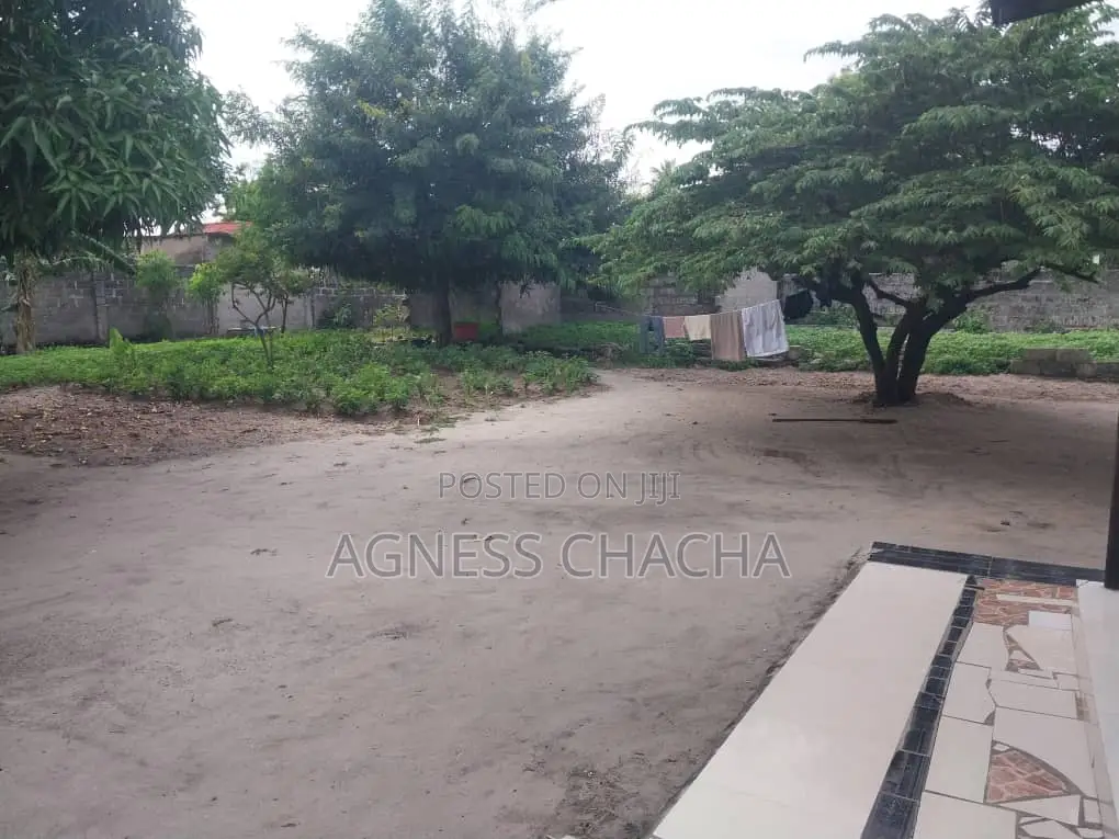 Plot and House for Sale