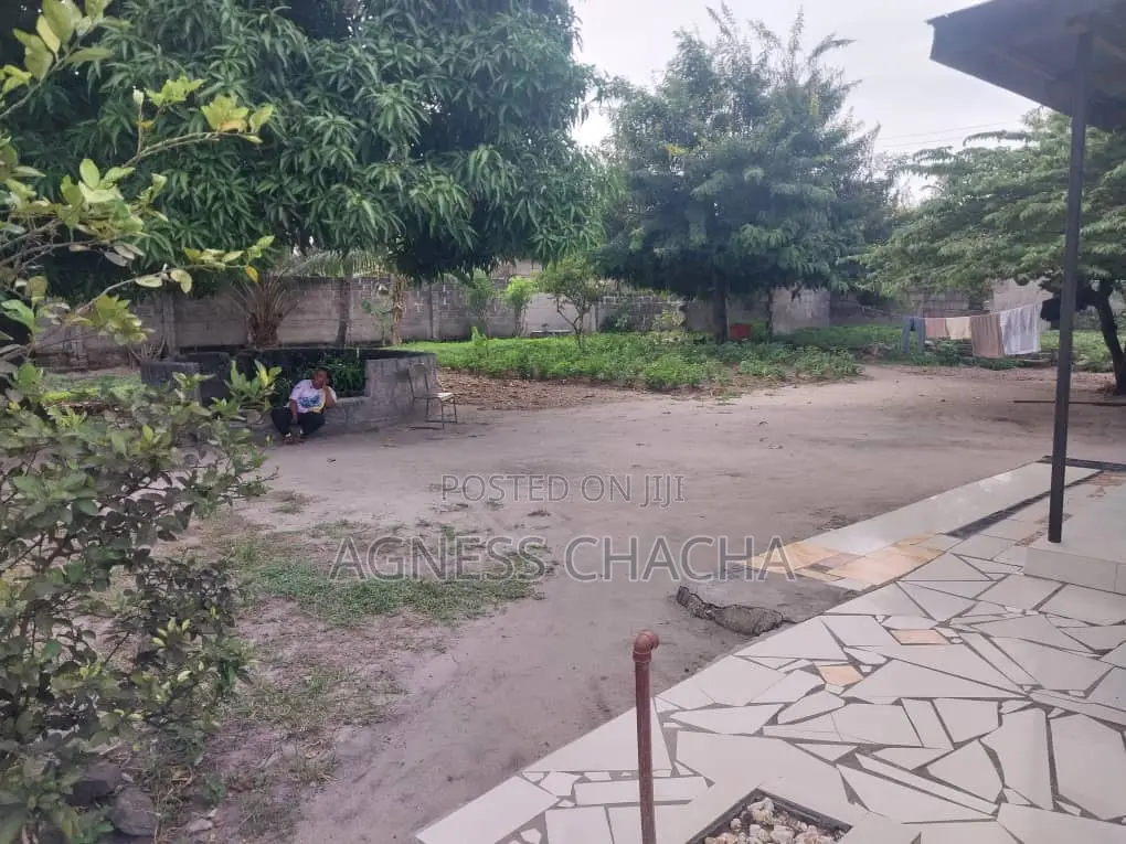 Plot and House for Sale