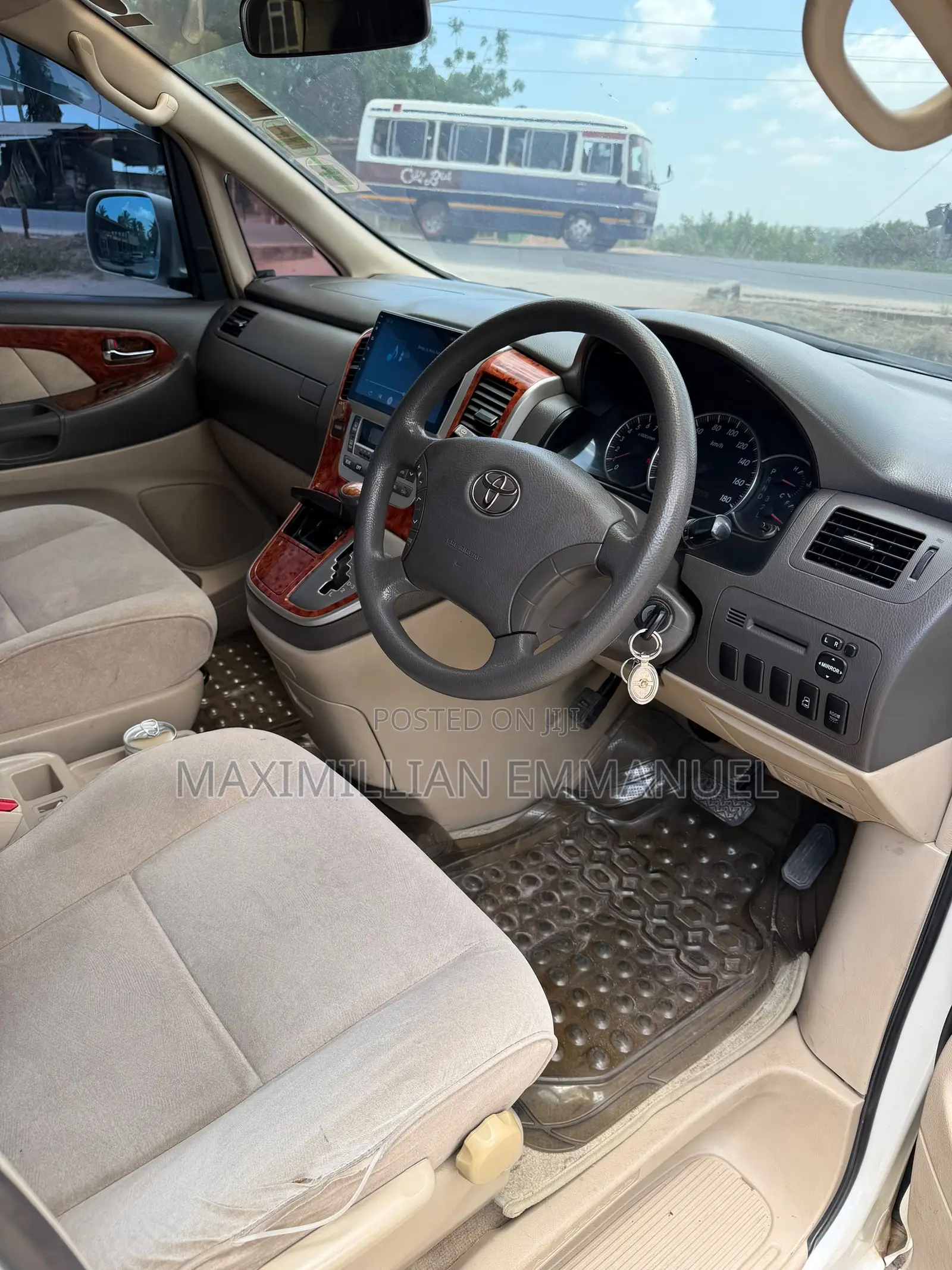 Toyota Alphard 2007 White