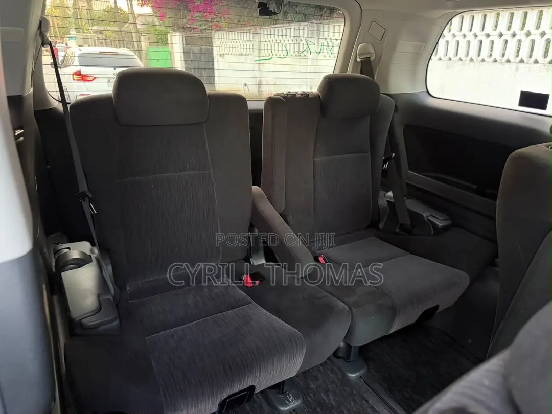 Toyota Vellfire 2012 White