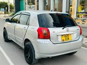Toyota Corolla RunX 2005 Silver